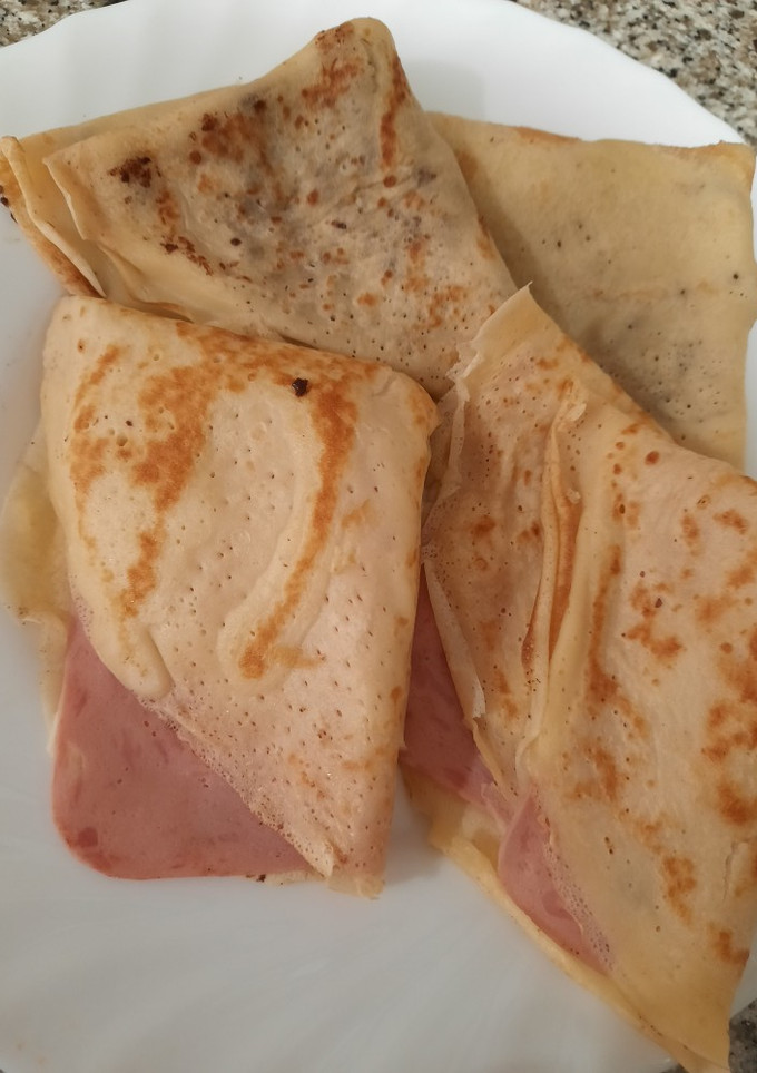 Una foto de Crêpes de jamón dulce y queso/chocolate