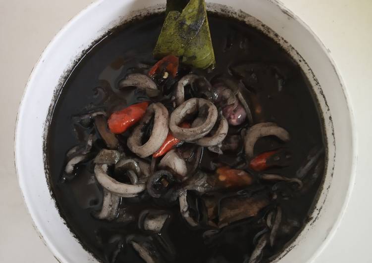 Cumi Masak Hitam Ala Anak Kos