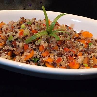 Quinoa Tricolor #lacocinadegiri Receta de La Cocina de Giri- Cookpad