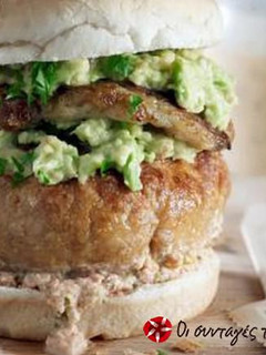 Φωτογραφία της συνταγής Côte d'Ivoire Burger. Το Burger της Ακτής Ελεφαντοστού