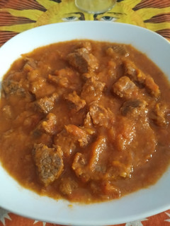 Una foto de Guisado de ternera con verduras