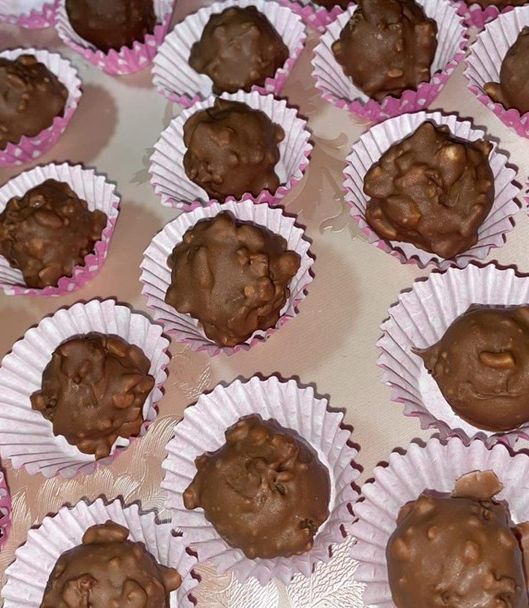 O poză a rețetei Biluțe Ferrero Rocher.