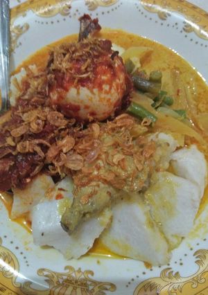 Foto resep Lontong sayur bumbu Masak habang