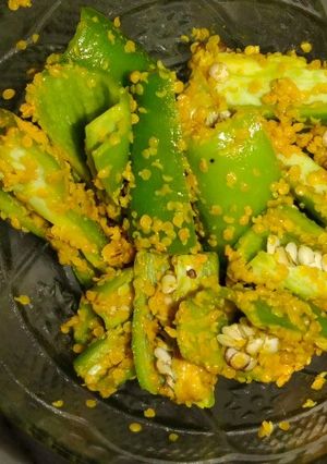 રાયતા મરચાં (Raita Marcha Recipe In Gujarati) રેસીપી મુખ્ય ફોટો