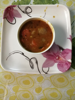 கேரட் துவரம் பருப்பு சாம்பார் (Carrot thuvaramparuppu sambar recipe in tamil) செய்முறை முக்கிய புகைப்படம்