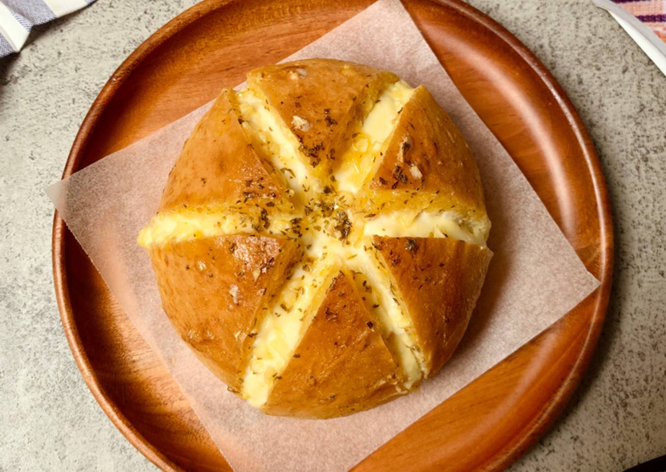 Korean Garlic Bread