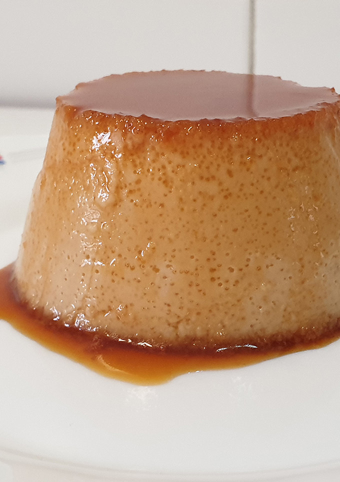 Una foto de Flan de turrón de jijona
