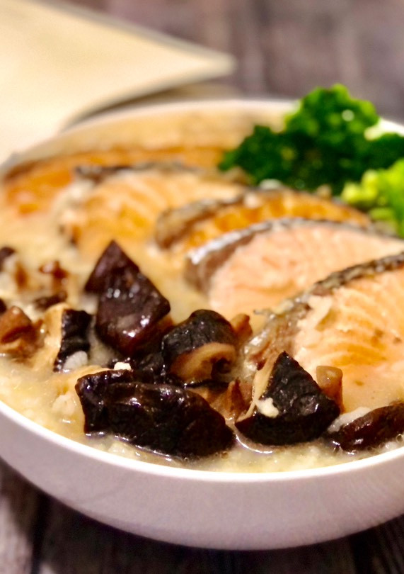 鮭魚粥 / 簡單快速晚餐 的食譜成品照片