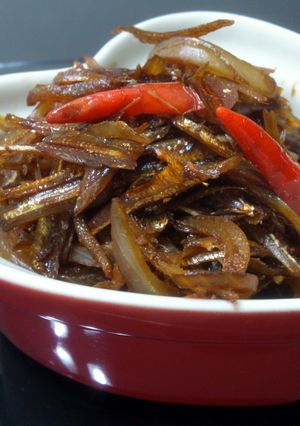 A picture of Steamed Ikan Bilis /Dried Anchovies.