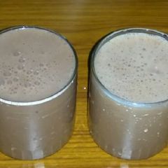A picture of Banana chocolate milkshake.