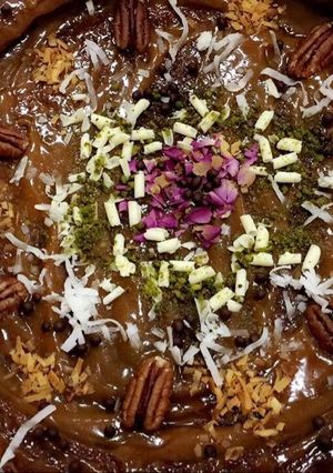 صورة لوصفة كيكة التمر بالتوفي
