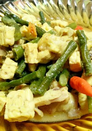 Foto resep Tumis kacang panjang tulang ayam