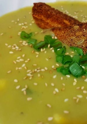 Una foto de Sopa Crema de Arvejas