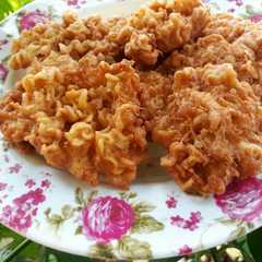 A picture of Mie Instan Kriuk telur.