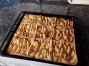 Una foto de empanadas de pera