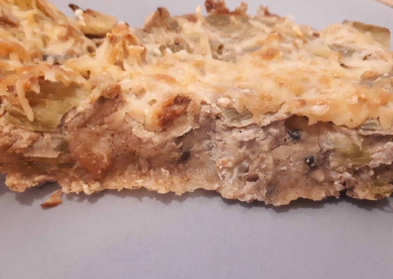 Tarte aux poireaux, avoine et tofu