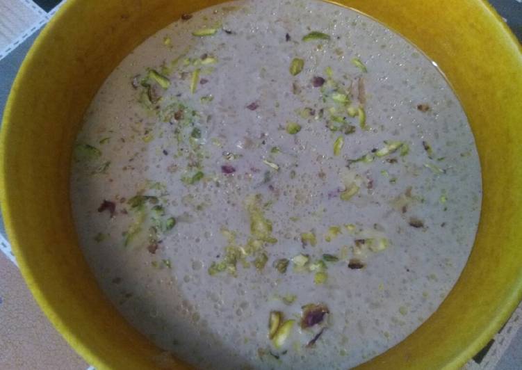 Dates with rice kheer