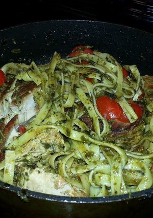 A picture of Pesto Fettuccine Tuna Steak.