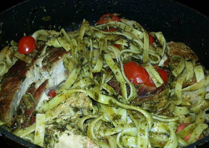 Simple Way to Prepare Perfect Pesto Fettuccine Tuna Steak