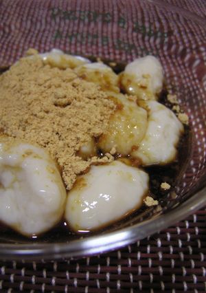 A picture of Easy Microwave-Made Soy Milk Warabi Mochi.