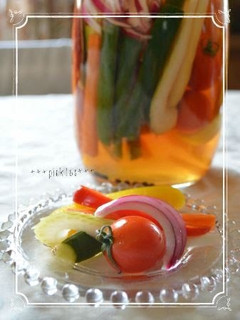 A picture of Pickled Cucumber & Carrot.