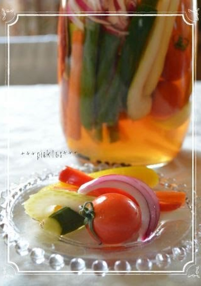 A picture of Pickled Cucumber & Carrot.