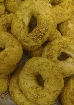 Una foto de Bagel de zatar manjar
