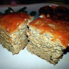 A picture of Applesauce Turkey Meatloaf.