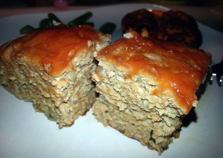 Applesauce Turkey Meatloaf