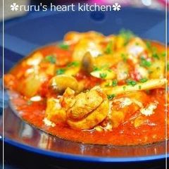 A picture of Chicken Tomato Stew with Oregano.