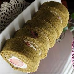 A picture of Strawberry and Sakura Matcha Roll Cake for Girls' Day.