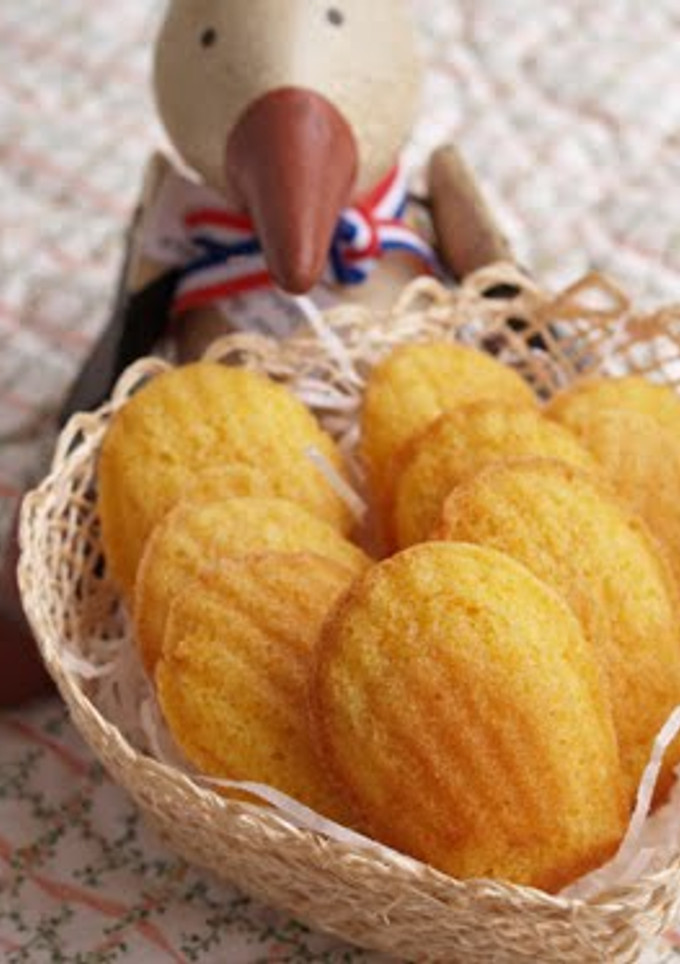 A picture of Carrot Madeleines.