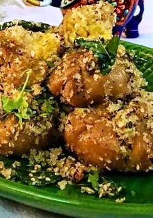 स्टीम्ड स्टफ पनियारम (Steamed stuff paniyaram recipe in hindi) रेसिपी मुख्य फोटो