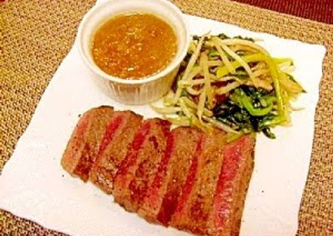 Grated Daikon Radish Japanese-Style Steak Sauce