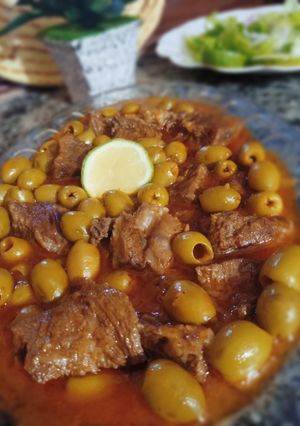 صورة لوصفة لسان بقري 🐃 بالزيتون الاخضر