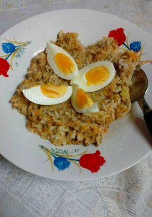 Una foto de Ensalada de atún con huevo 😆👌