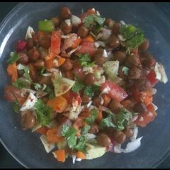 A picture of Chana Chaat.