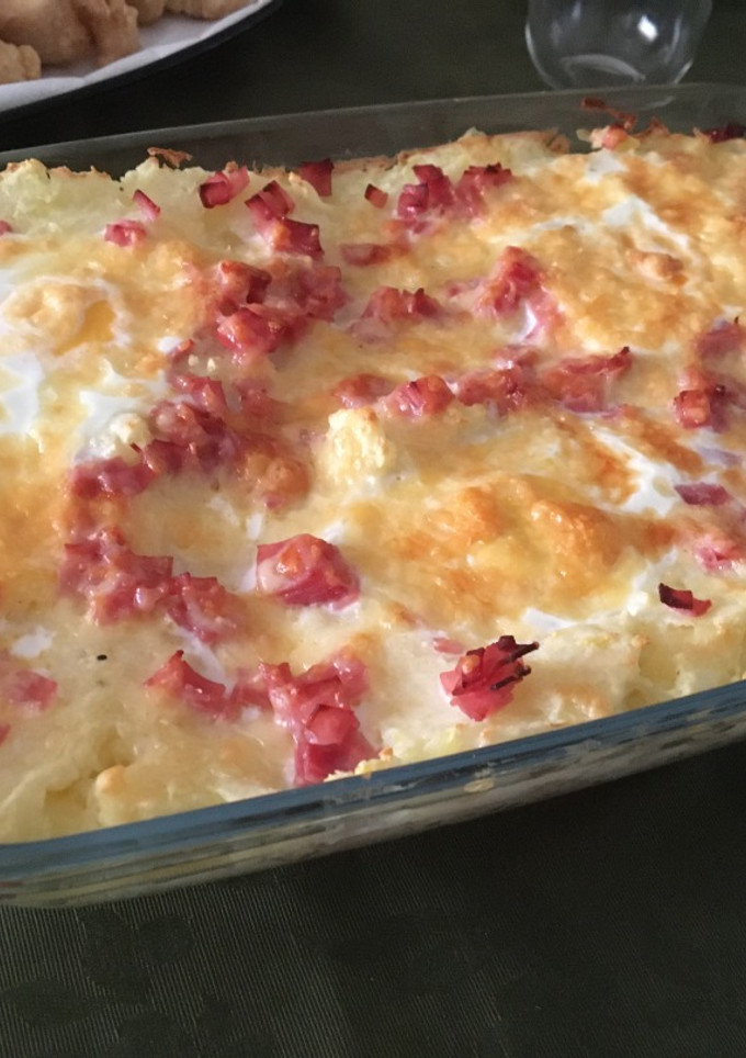 Una foto de Pastel de patata con bacon y huevo