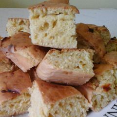 A picture of Irmgards Cheesy Cornbread.