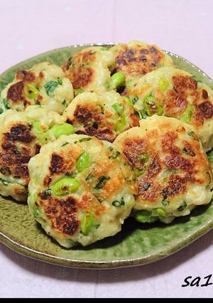 A picture of Edamame Tofu & Hanpen Patties.