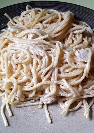 A picture of Quick Creamy Chicken Alfredo Pasta.