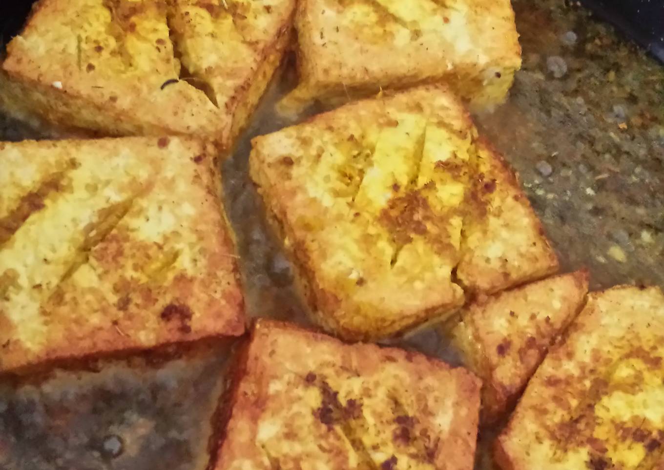 Fried tofu in lemongrass