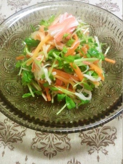 A picture of Pea Sprout & Carrot Salad.