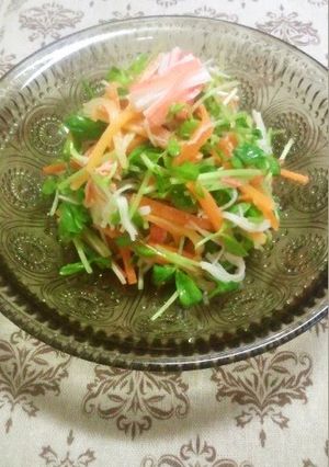 A picture of Pea Sprout & Carrot Salad.