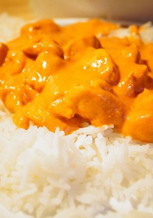 A picture of Butter Chicken.