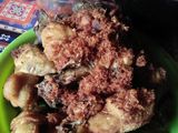 Ayam goreng serundeng