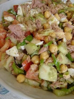 A picture of Picadillo con Garbanzo.