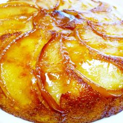 A picture of For Halloween! Apple and Kabocha Squash Cake.