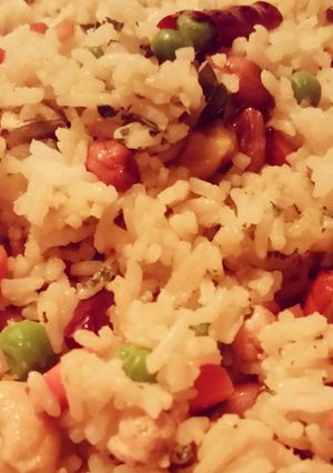 A picture of Indian-Style Vegetarian Fried Rice.