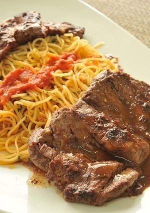 صورة لوصفة بيكاتا مع اللحمة والمكرونة 🍝😋